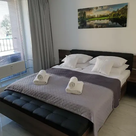 Urban * ポプラト