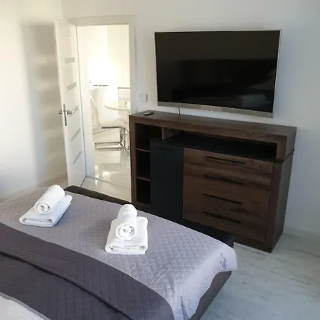 Urban Apartment *